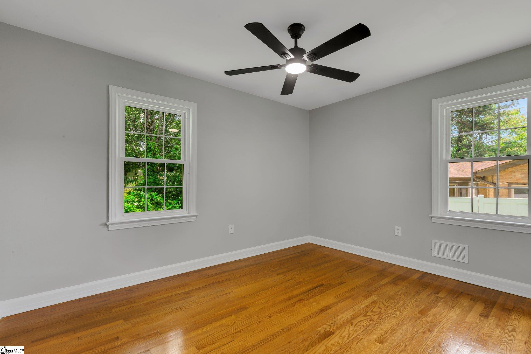10 Wildwood Road Greenville, SC 29615 - Photo 28 of 40 Gallery Image 28