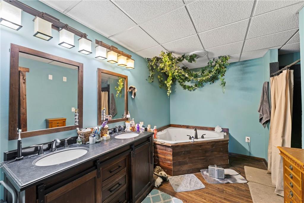 425 Hamilton Road Pomona, KS 66076 - Photo 21 of 56
