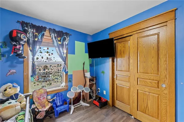 $750,000 | 425 Hamilton Road, Pomona, KS 66076