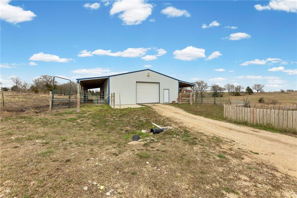 425 Hamilton Road Pomona, KS 66076 - Photo 44 of 56