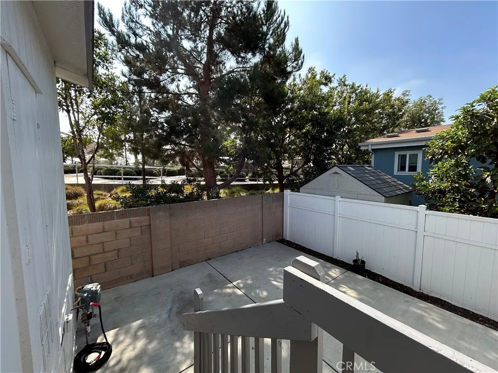 10550 Western, Unit 32 Stanton, CA 90680 - Photo 27 of 31 a view of outdoor space and yard