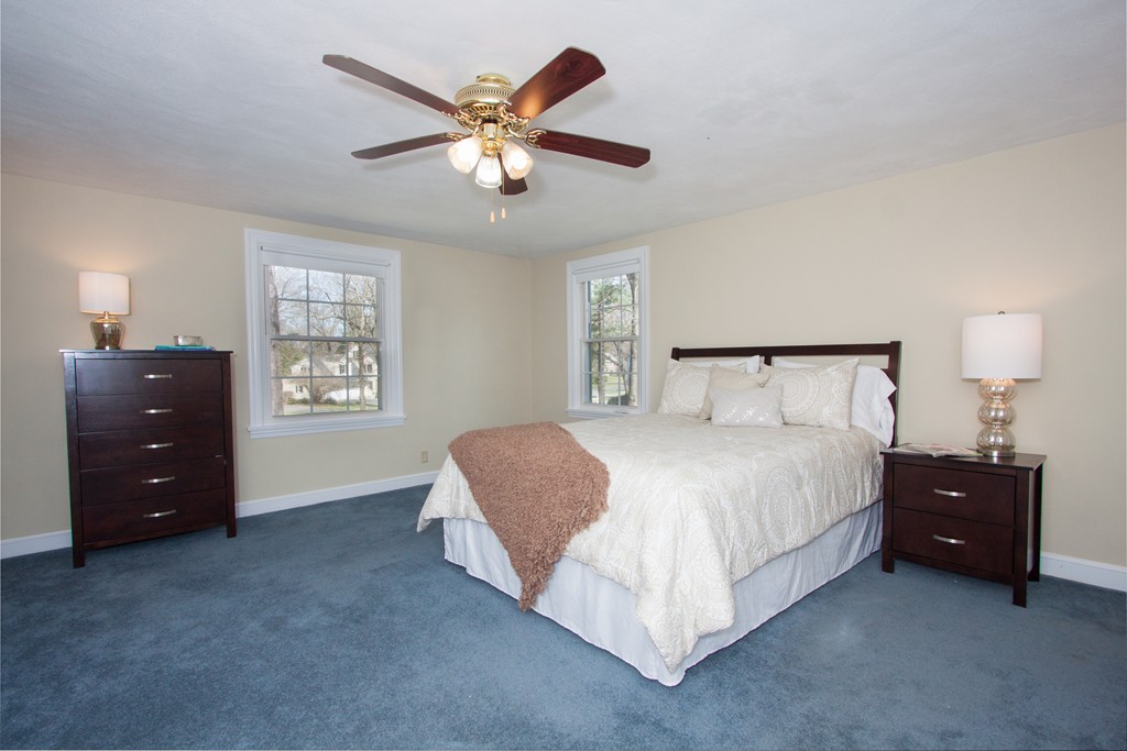 263 Farmington Road Longmeadow, MA 01106 - Photo 15 of 29 Gallery Image 15