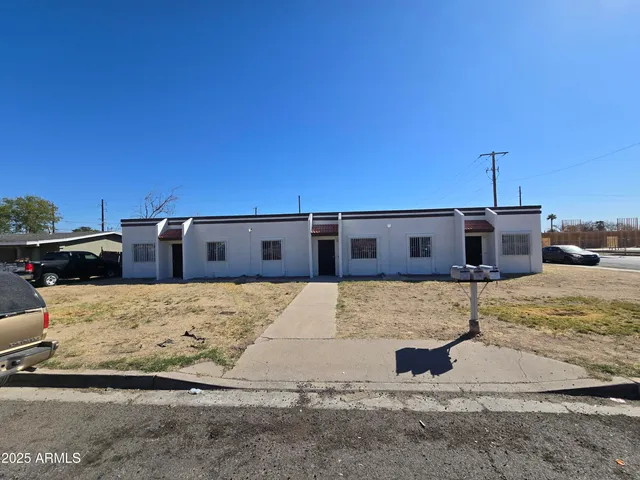 a backyard of a house