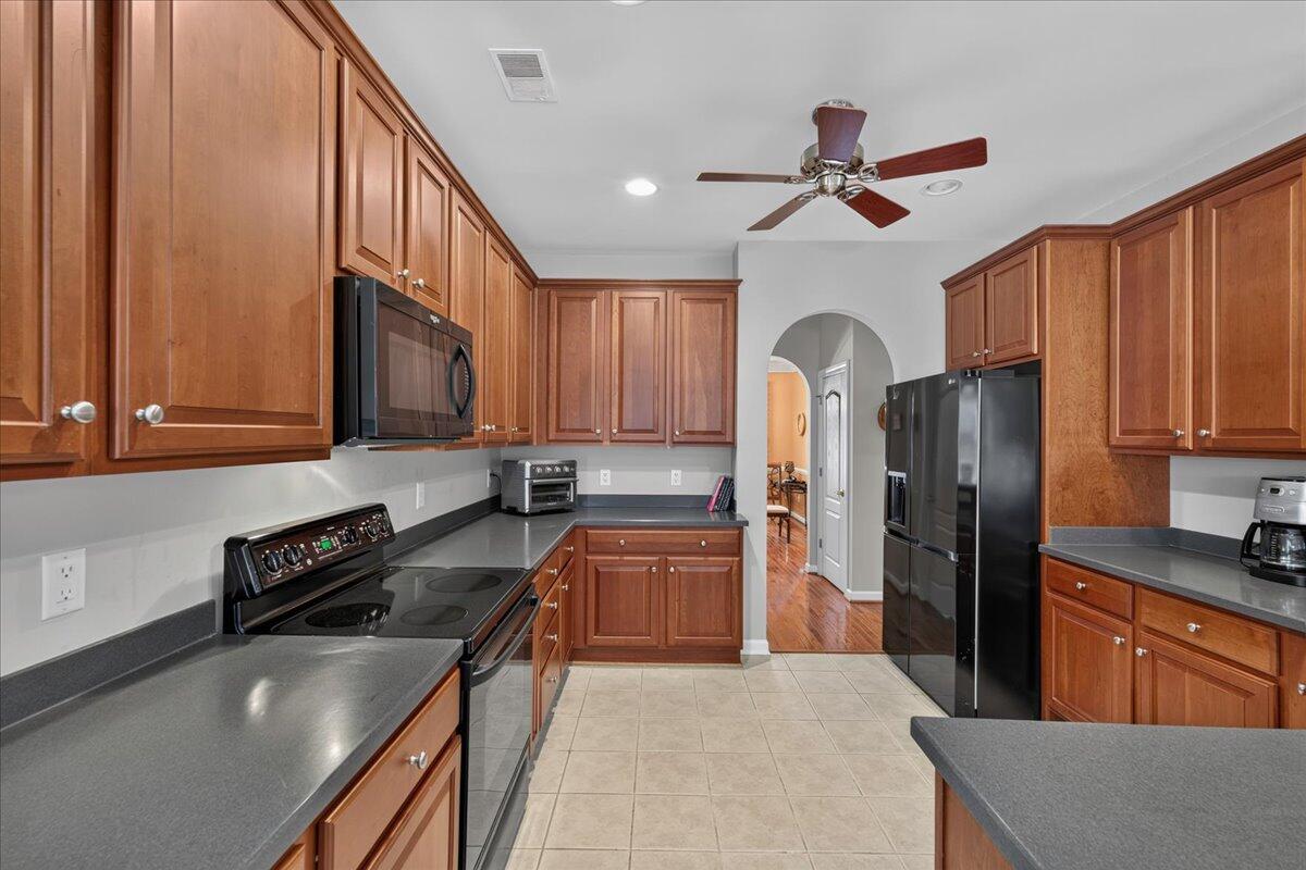 2528 Bent Tree Lane Mount Pleasant, SC 29464 - Photo 25 of 56