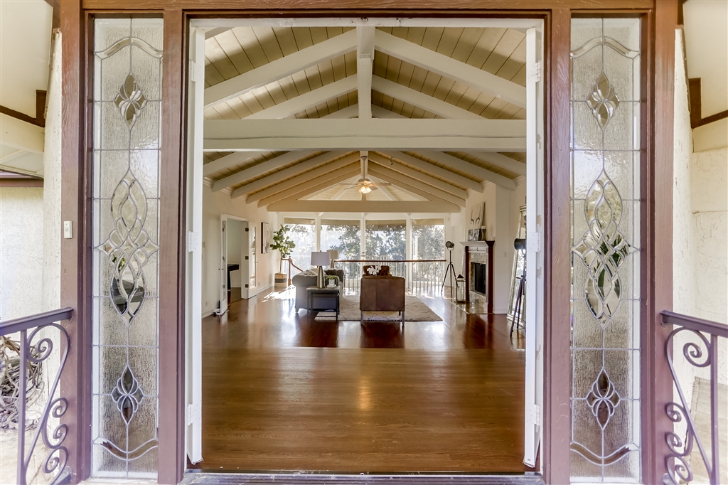 5225 La Crescenta Road Rancho Santa Fe, CA 92067 - Photo 3 of 25