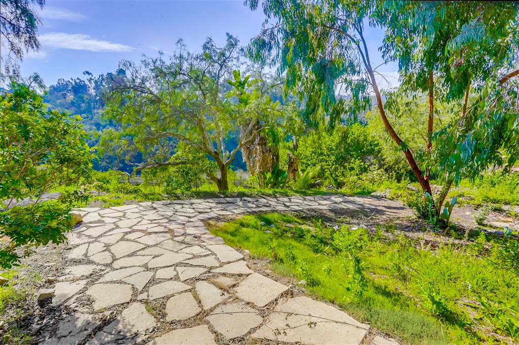 5225 La Crescenta Road Rancho Santa Fe, CA 92067 - Photo 25 of 25
