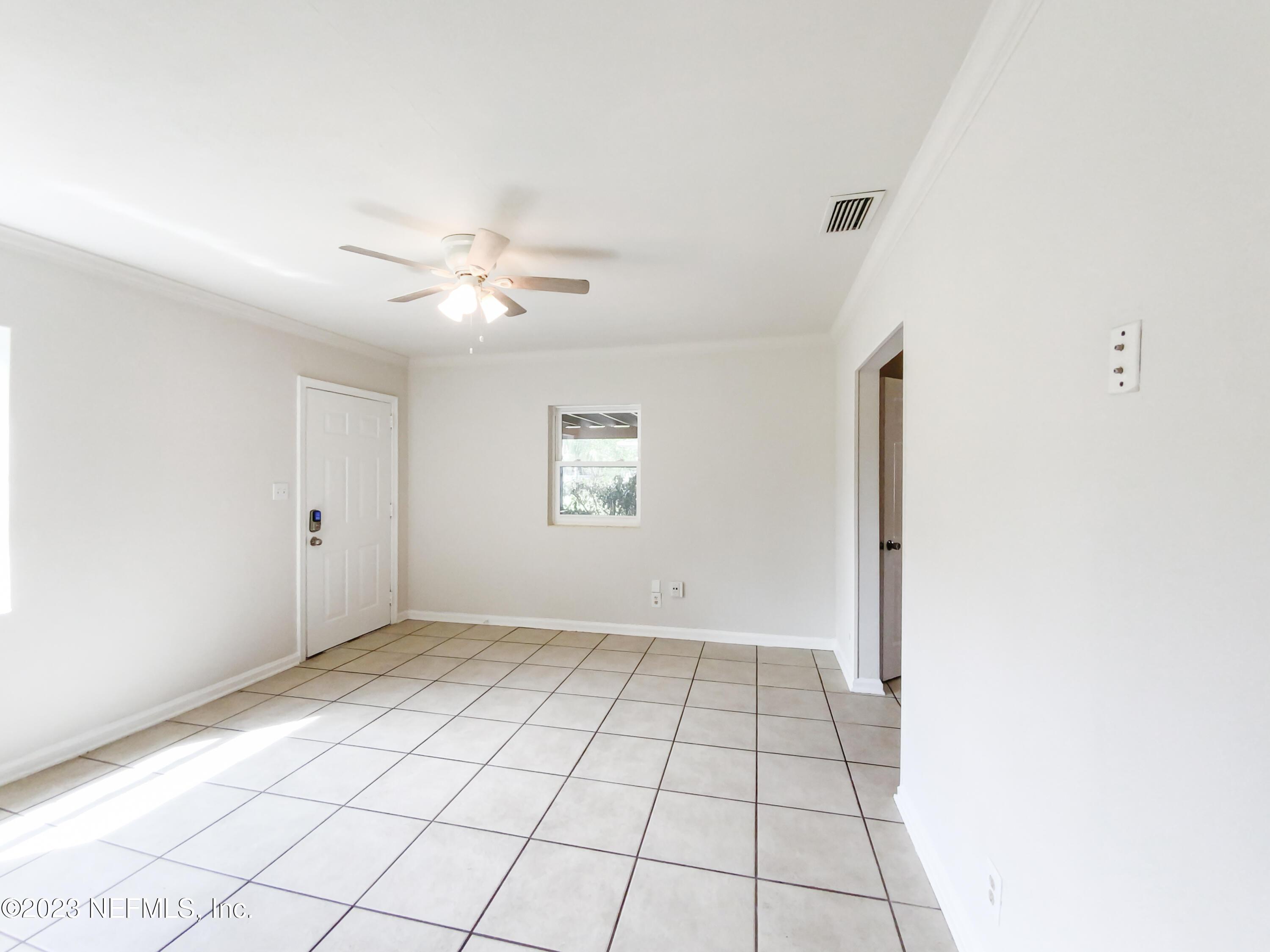6231 Commodore Drive Jacksonville, FL 32244 - Photo 3 of 18 a view of an empty room