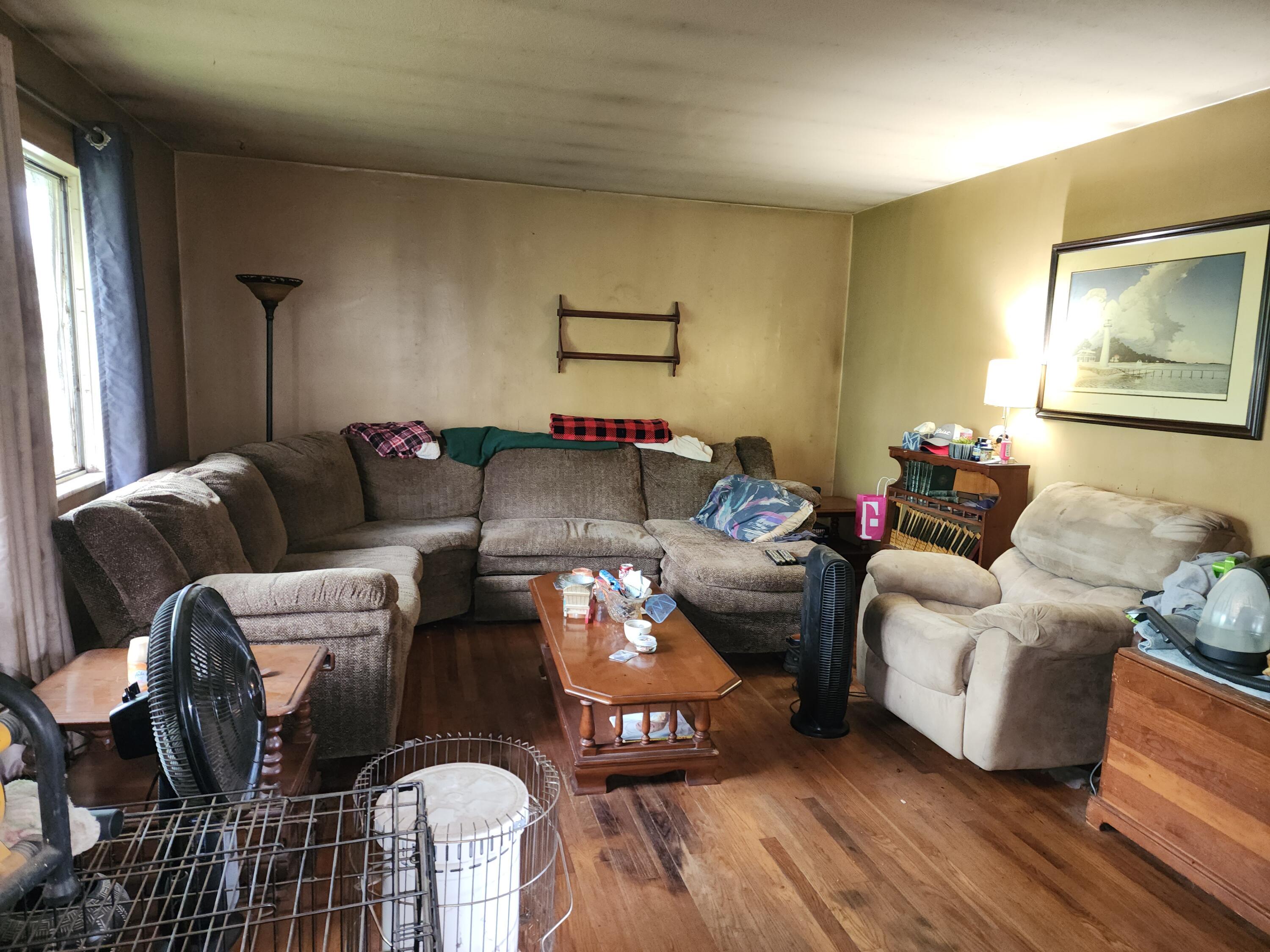 3908 South Section Line Road Delaware, OH 43015 - Photo 24 of 56 Living Room