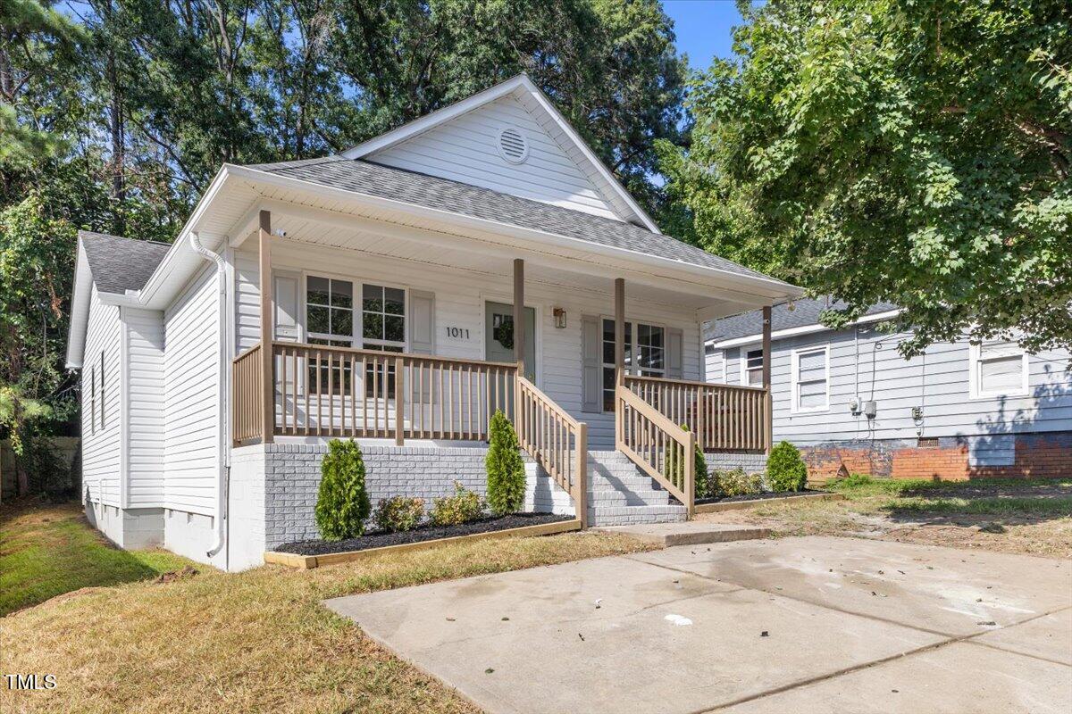 1011 Lowry Avenue Durham, NC 27701 - Photo 3 of 40 03-1011 Lowry Ave
