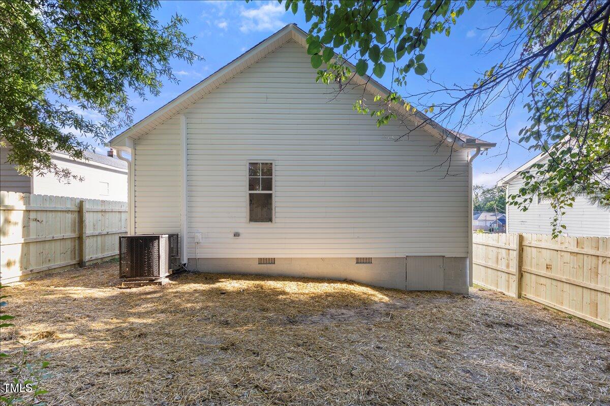 1011 Lowry Avenue Durham, NC 27701 - Photo 39 of 40 39-1011 Lowry Ave