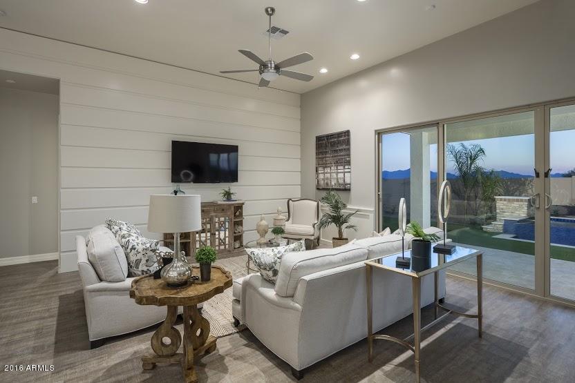 715 West Coles Road Phoenix, AZ 85041 - Photo 10 of 28 HRM2299