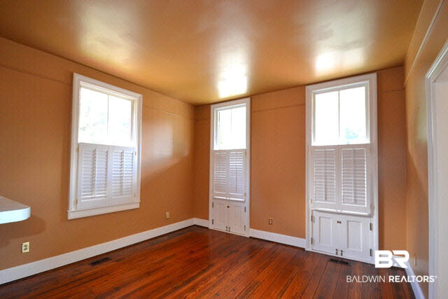207 South Cedar Street Mobile, AL 36602 - Photo 4 of 30