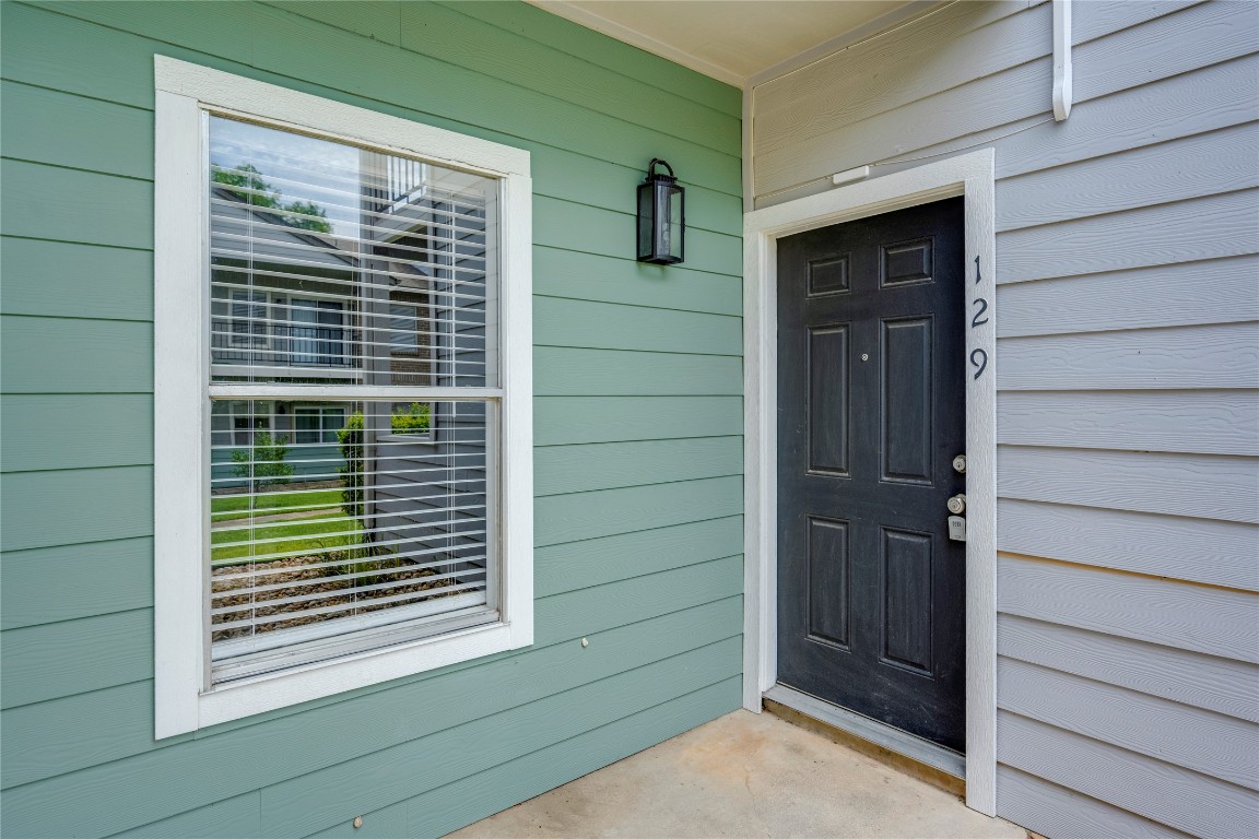 12166 Metric Boulevard, Unit 129 Austin, TX 78758 - Photo 2 of 38 View of exterior entry