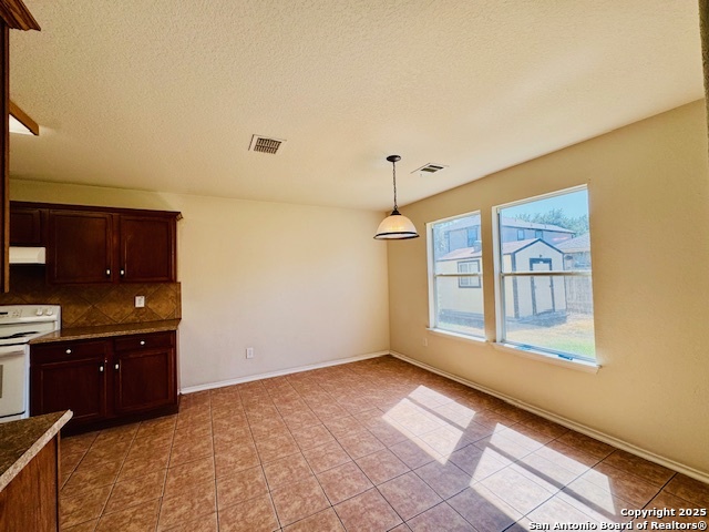 3607 Andera Fields Converse, TX 78109 - Photo 9 of 24 a view of an empty room with a window