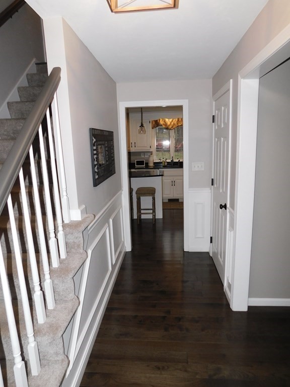 924 Marston Road Northbridge, MA 01588 - Photo 6 of 27