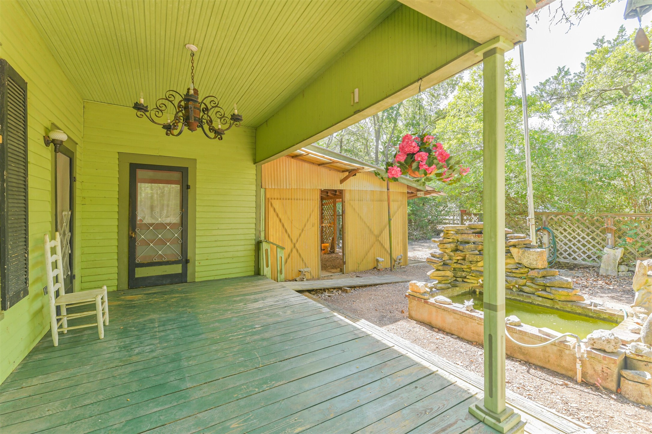 6606 Longpoint Road Burton, TX 77835 - Photo 2 of 35 Gallery Image 2