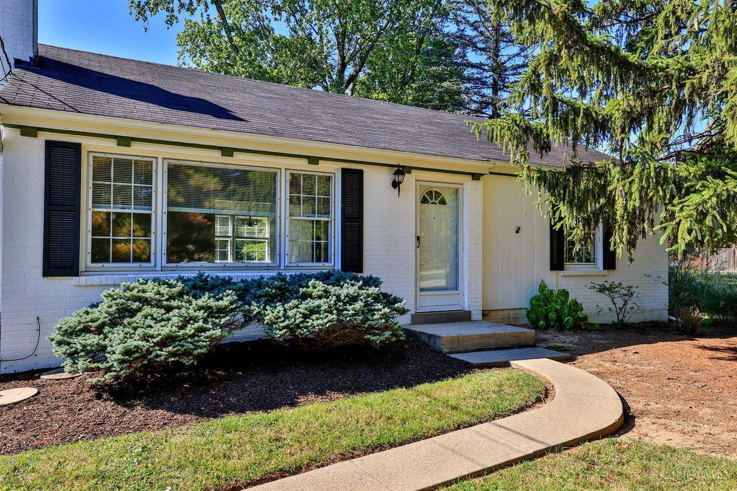 6345 Miami Road Cincinnati, OH 45243 - Photo 3 of 42