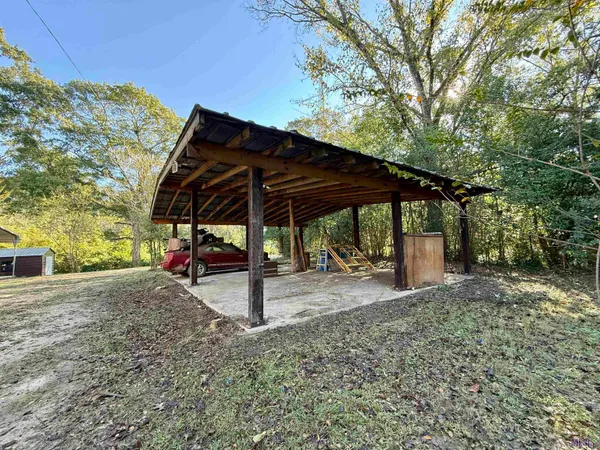 $169,000 | 8 Newman Road, Natchez, MS 39120