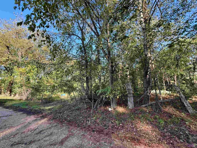 $169,000 | 8 Newman Road, Natchez, MS 39120