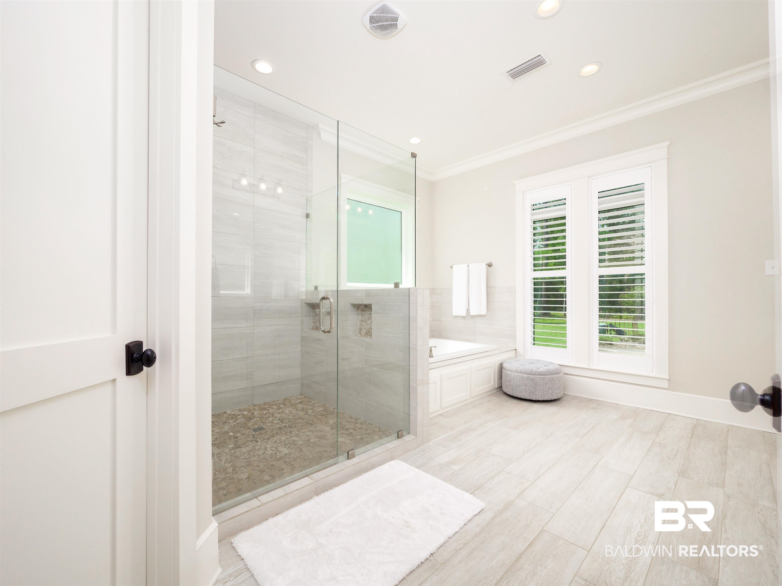 9386 Miflin Creek Road Elberta, AL 36530 - Photo 25 of 43 MASTER BATH
