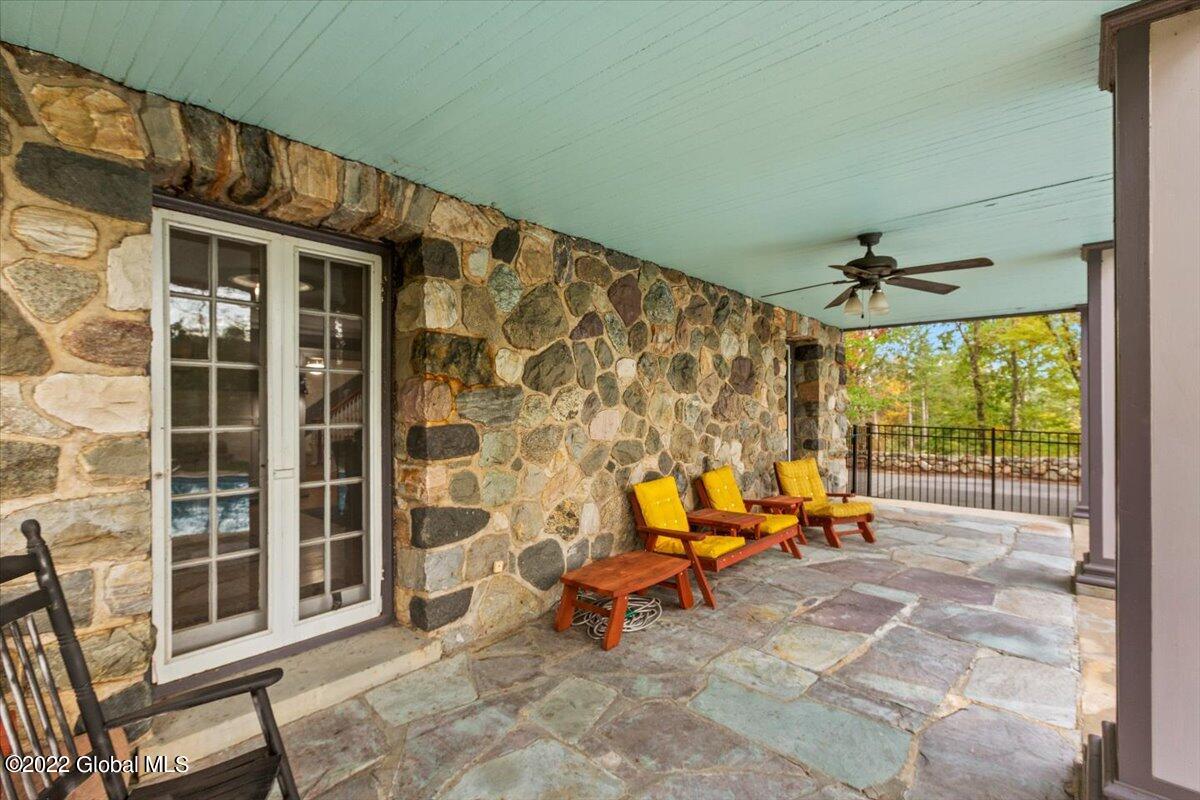 7 Spring Road Glenville, NY 12302 - Photo 5 of 58 52-MW2_7072