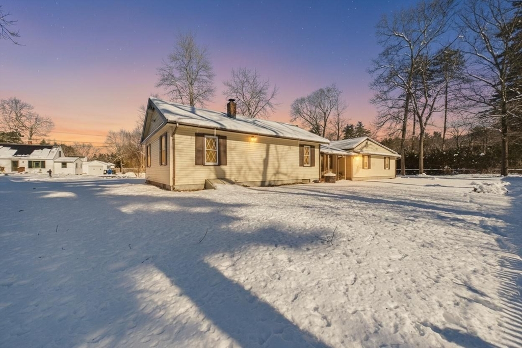 2 Carter Street Palmer, MA 01069 - Photo 4 of 39