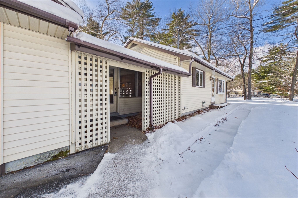 2 Carter Street Palmer, MA 01069 - Photo 7 of 39