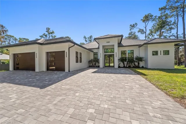 $2,750,000 | 5080 Hickory Wood Drive, Naples, FL 34119