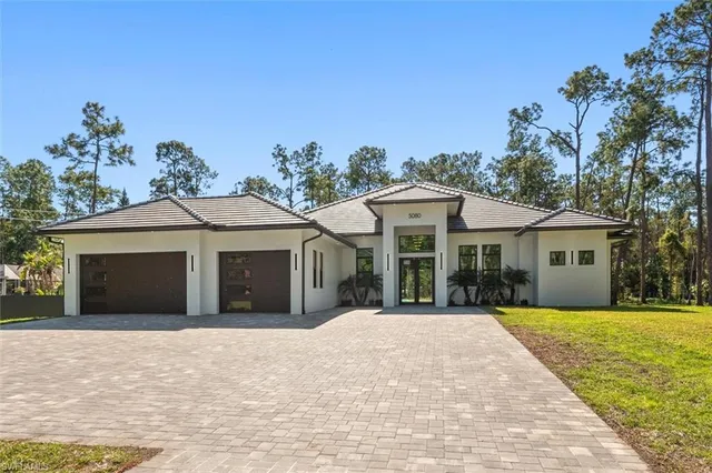 $2,750,000 | 5080 Hickory Wood Drive, Naples, FL 34119