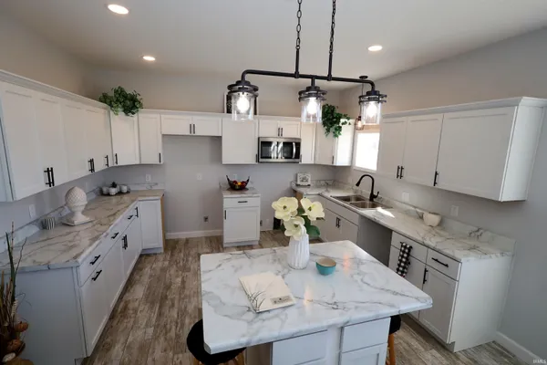 $239,900 | 2846 Turnpointe Boulevard, Unit F, New Haven, IN 46774