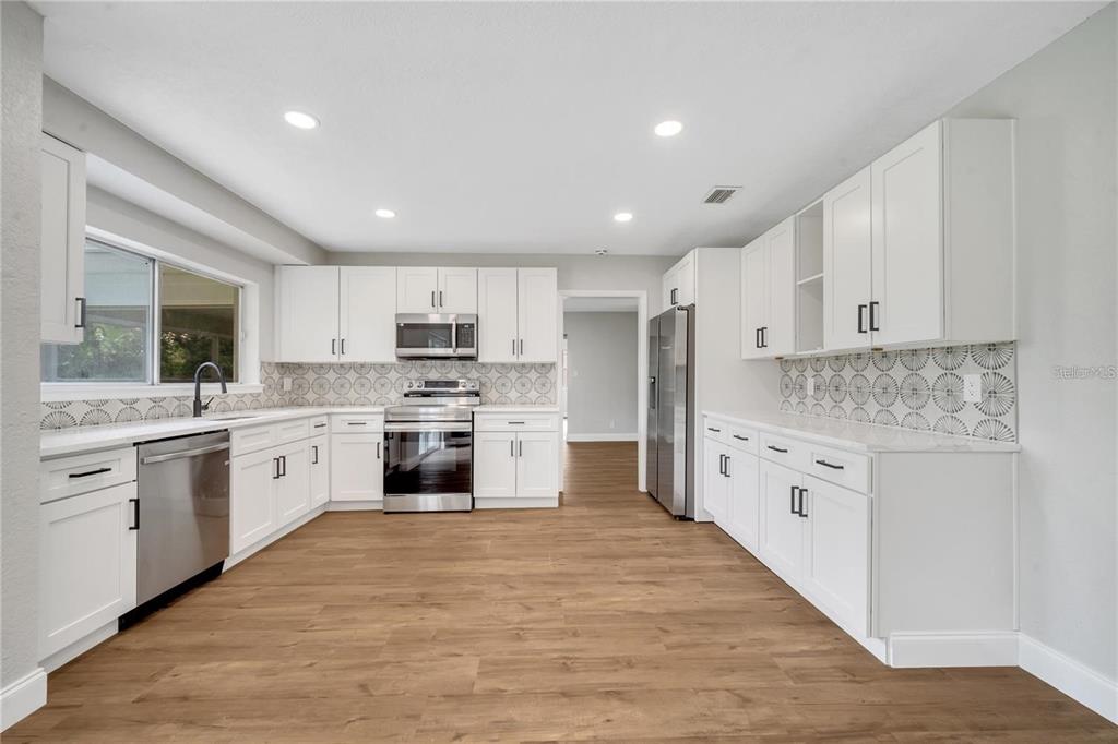 905 Valencia Road South Daytona, FL 32119 - Photo 16 of 49