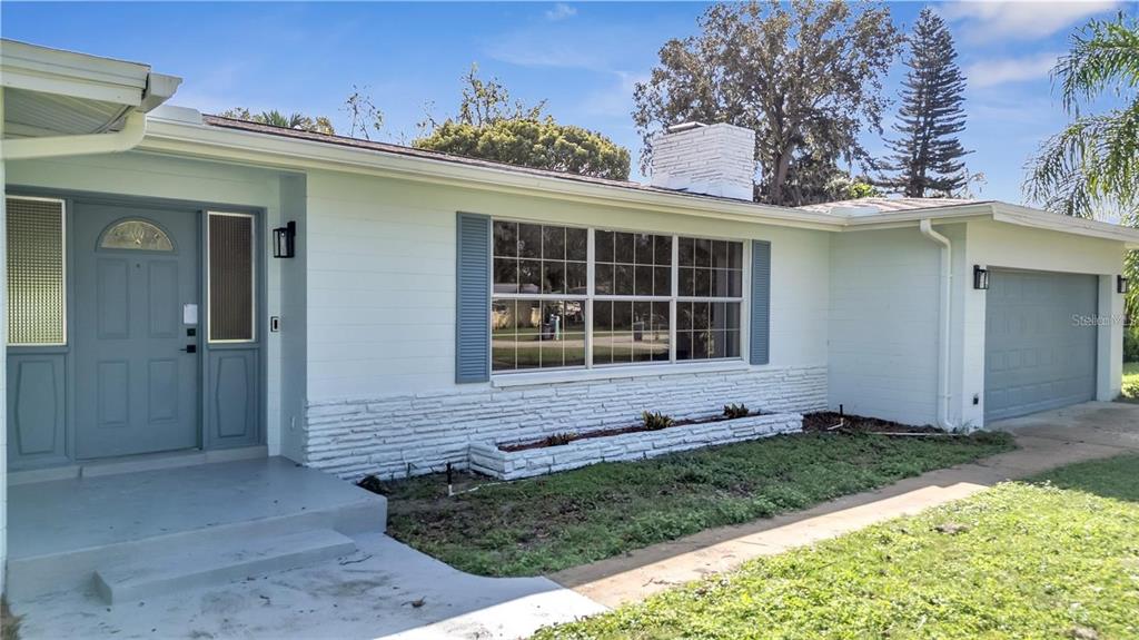 905 Valencia Road South Daytona, FL 32119 - Photo 6 of 49