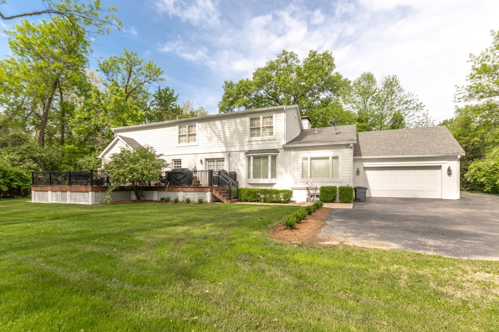 62 South McKnight Road St. Louis, MO 63124 - Photo 3 of 35 Gallery Image 3