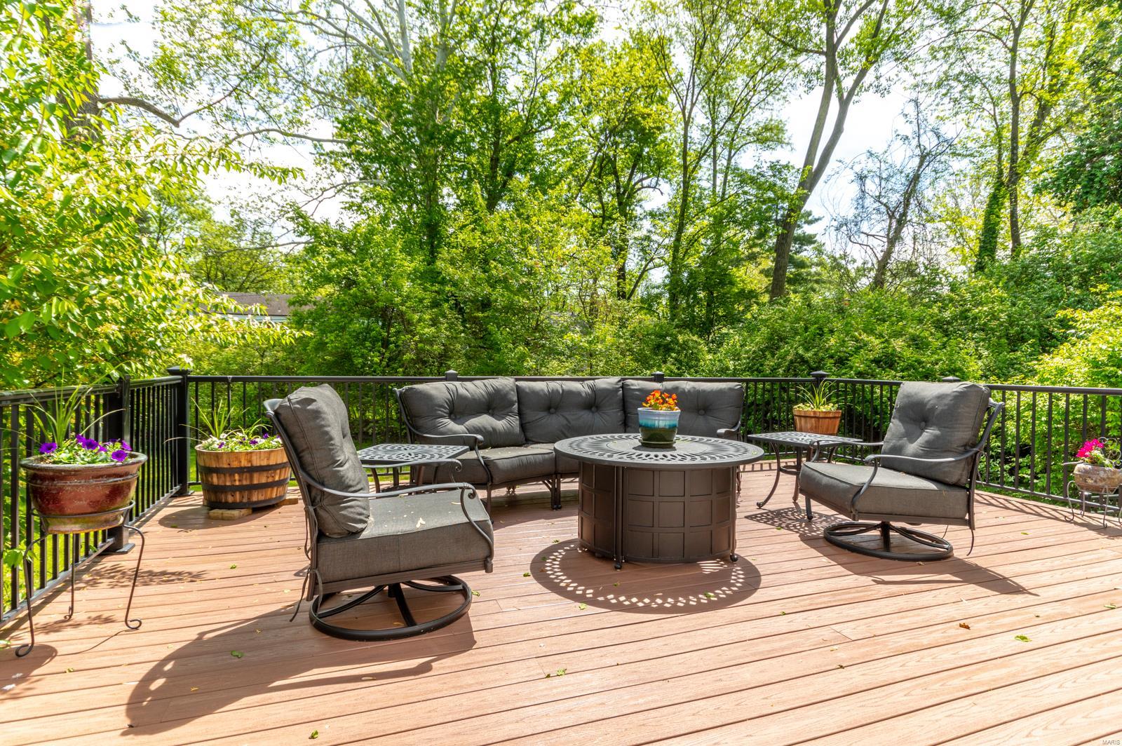 62 South McKnight Road St. Louis, MO 63124 - Photo 33 of 35 Gallery Image 33