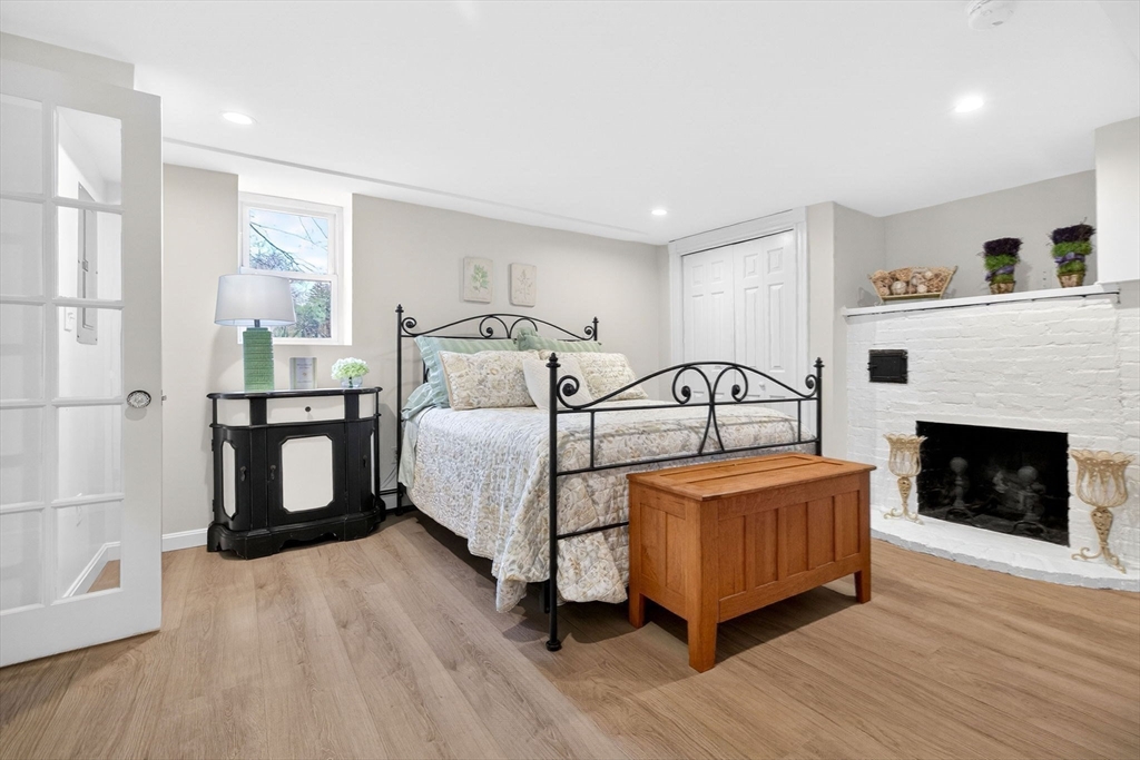 47 Springdale Avenue Dover, MA 02030 - Photo 15 of 33