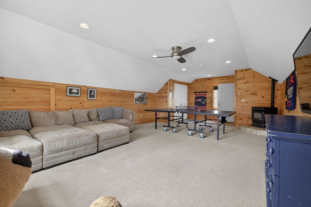 47 Springdale Avenue Dover, MA 02030 - Photo 27 of 33