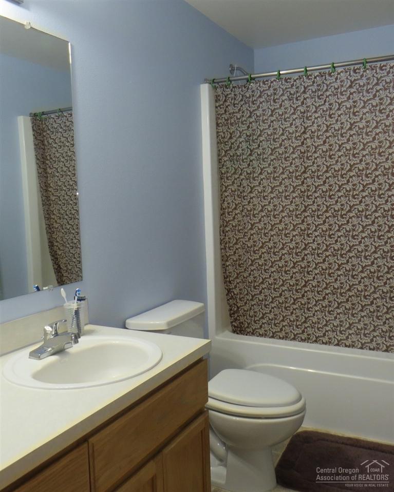 2529 Southeast Custer Road Prineville, OR 97754 - Photo 12 of 22 Additional Photo