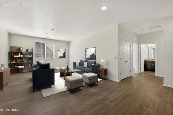$529,900 | 1650 East Ponderosa Parkway, Unit 324, Flagstaff, AZ 86001