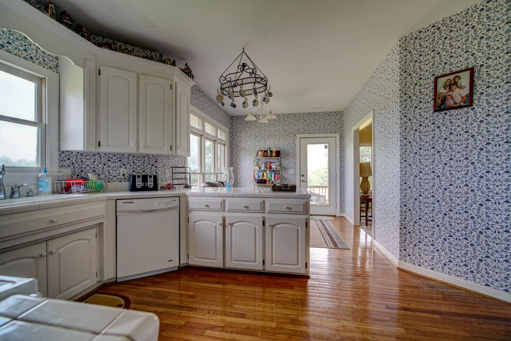 836 Holston Creek Church Road Inman, SC 29349 - Photo 17 of 36