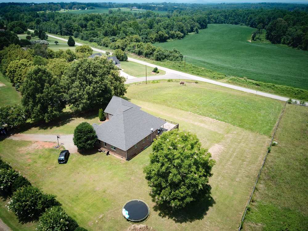 836 Holston Creek Church Road Inman, SC 29349 - Photo 6 of 36