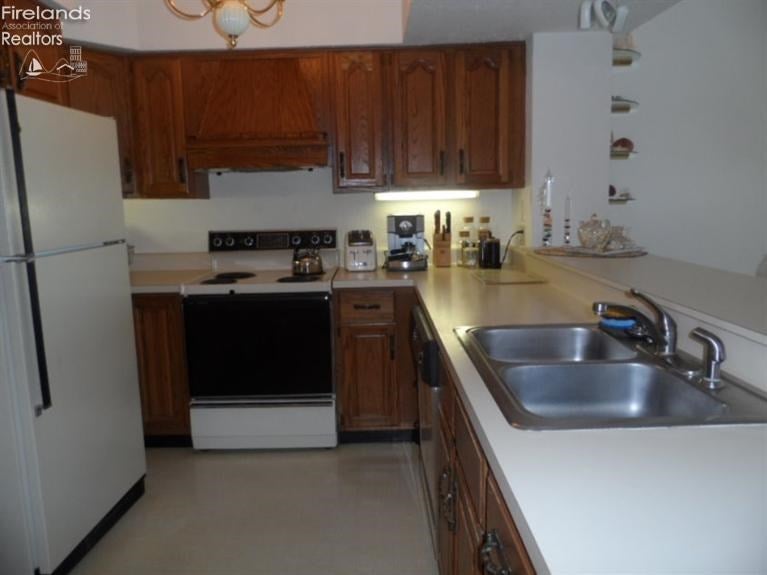 1507 Cleveland Road East, Unit 420 Huron, OH 44839 - Photo 9 of 10 Gallery Image 9