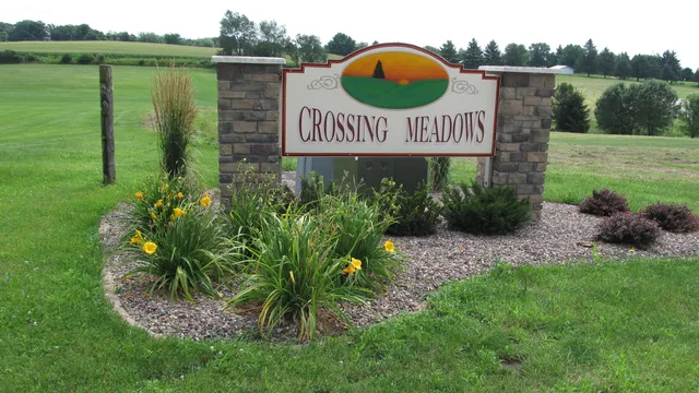 $445,000 | 1213 16th Fairway Drive, Viroqua, WI 54665