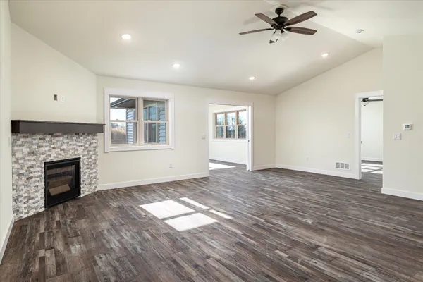 $444,000 | 1213 16th Fairway Drive, Viroqua, WI 54665