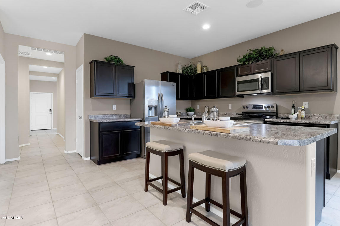 31066 West Osborn Road Buckeye, AZ 85396 - Photo 13 of 53 a_Beryl 16