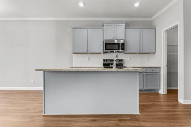 $291,900 | 490 Narrow Brg Court, Aiken, SC 29801