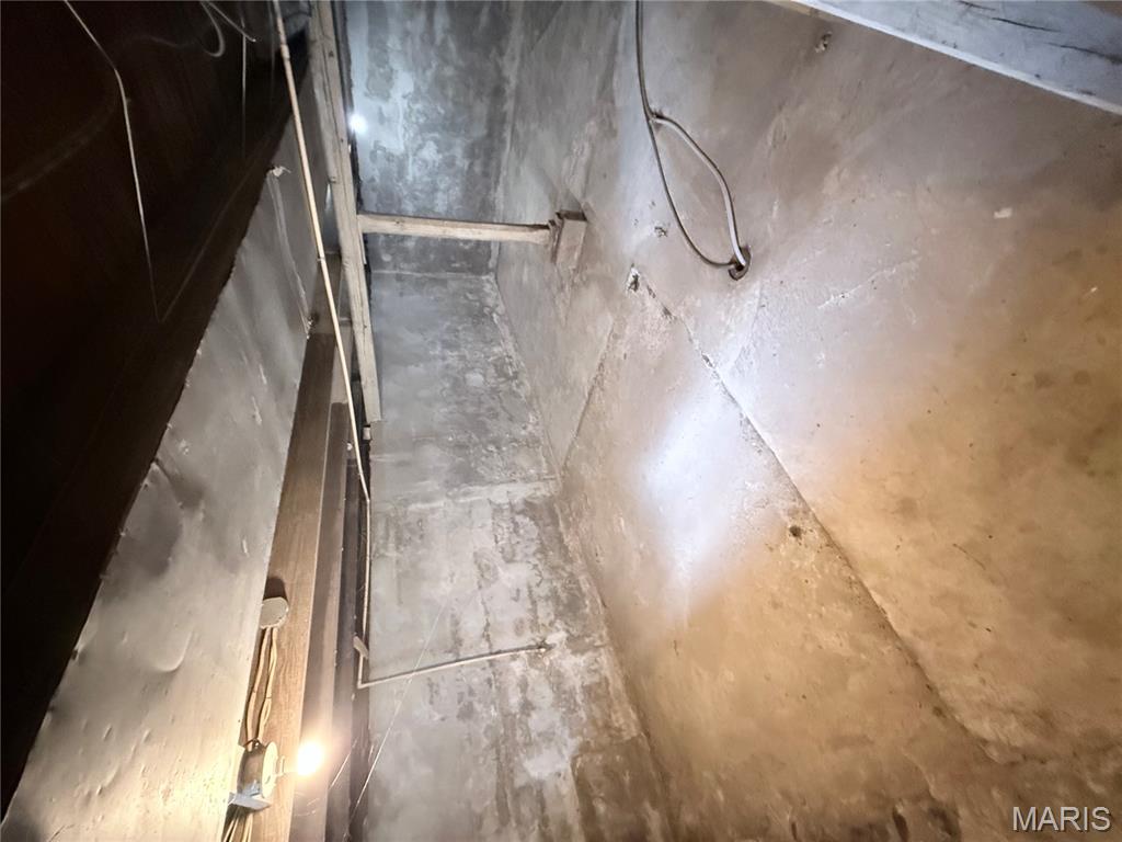 1108 Harrison Street Alton, IL 62002 - Photo 8 of 12