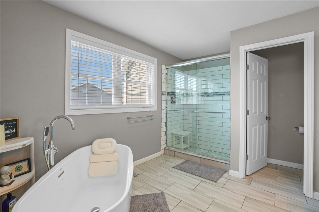 214 Danielle Drive Woonsocket, RI 02895 - Photo 12 of 50