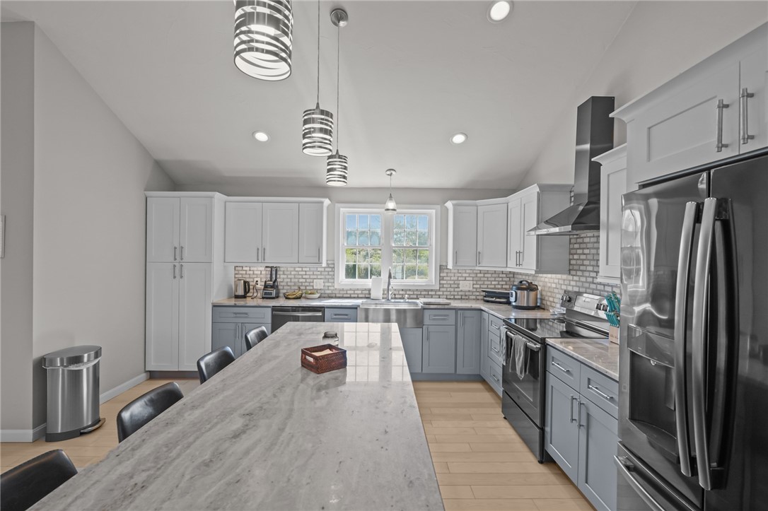 214 Danielle Drive Woonsocket, RI 02895 - Photo 19 of 50