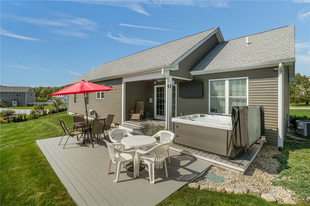 214 Danielle Drive Woonsocket, RI 02895 - Photo 2 of 50