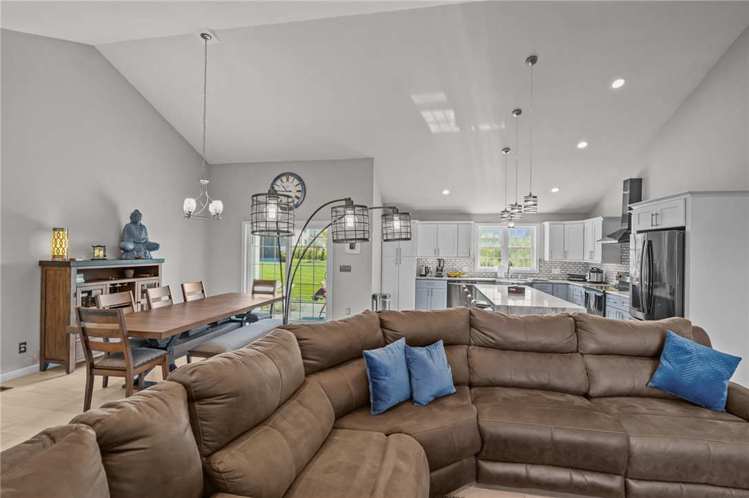 214 Danielle Drive Woonsocket, RI 02895 - Photo 24 of 50